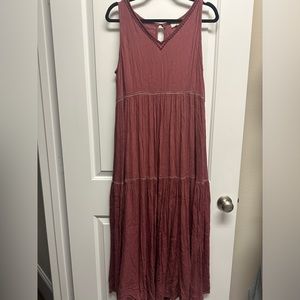 World Market sleeveless flowy maxi dress. Burgundy s/m